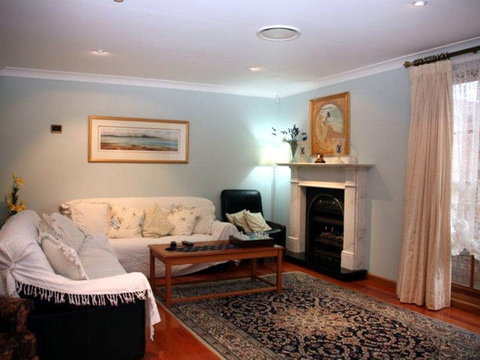 Lavender House B&B - Accommodation Directory 2