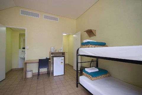 Outback Pioneer Hotel - Accommodation Directory 12