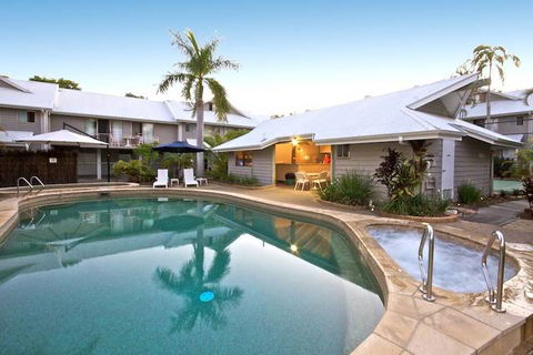 Pelican Beach Resort Noosa - Accommodation Directory 1
