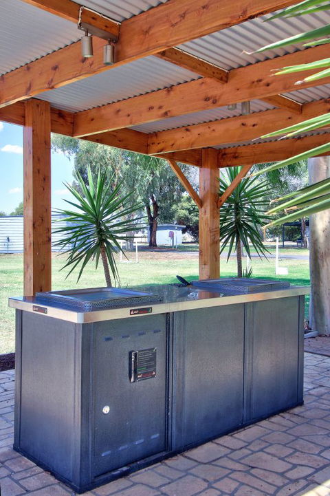BIG4 Swan Hill - Accommodation Directory 13