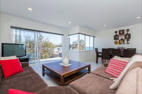 Cottesloe Beach House 2 - Accommodation Directory 4