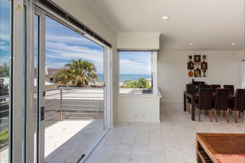 Cottesloe Beach House 2 - Accommodation Directory 5