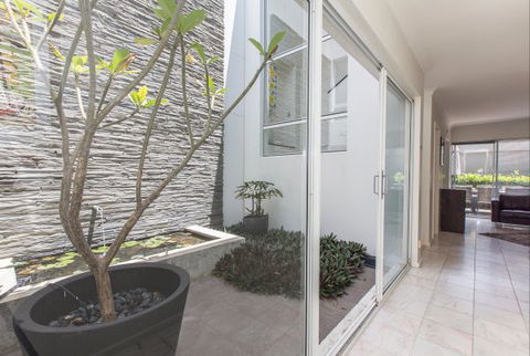 Cottesloe Beach House 2 - Accommodation Directory 10