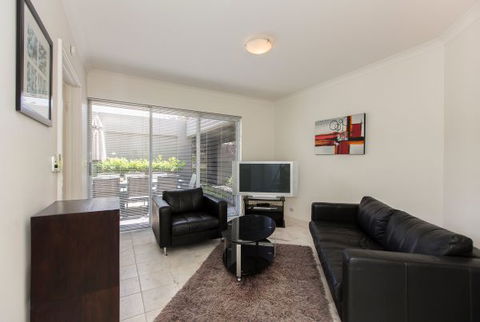 Cottesloe Beach House 2 - Accommodation Directory 11