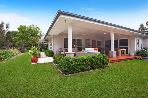 Villa Saachi - Accommodation Directory 13