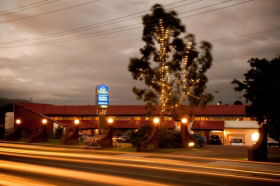 BEST WESTERN Balmoral Motor Inn - Accommodation Directory 0