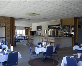 BEST WESTERN Bass And Flinders Motor Inn - Accommodation Directory 1