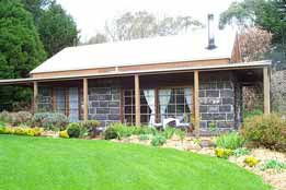 The Studio & The Barn - Accommodation Directory 0