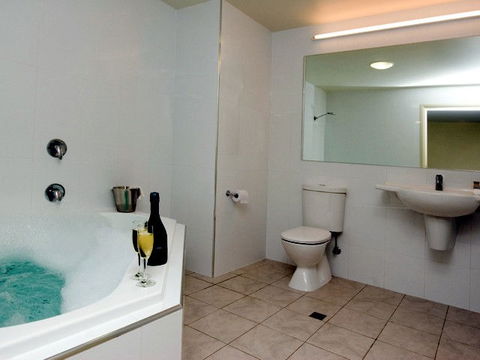 Travelodge Hotel Hobart Airport - Accommodation Directory 4