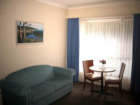 Victoria Lodge Motor Inn & Serviced Apartments - Accommodation Directory 0