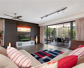 Absolute Waterfront Rainforest Apartment - Accommodation Directory 0