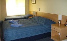 Benjamin Singleton Motel - Singleton - Accommodation Directory 1