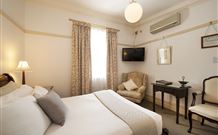 Cobb & Co Court Boutique Hotel - Accommodation Directory 1