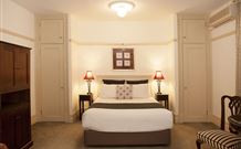 Cobb & Co Court Boutique Hotel - Accommodation Directory 3