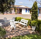 Colonial Motel and Apartments - Accommodation Directory