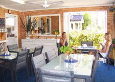 Bosuns Inn Motel - Accommodation Directory 1