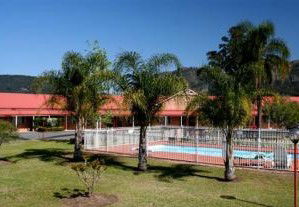 Gloucester Country Lodge - Accommodation Directory 0