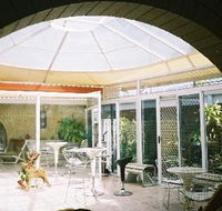Capri Lodge - Accommodation Directory