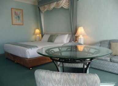 Las Vegas Motor Inn - Accommodation Directory 1