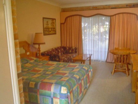 Coachmans Rest Motor Lodge - Accommodation Directory 1