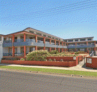 Lennox Point Holiday Apartments - Accommodation Directory