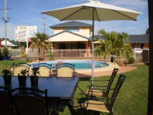 Country Leisure Motor Inn - Accommodation Directory 1