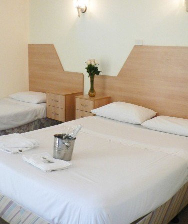 Stayinn Motel - Accommodation Directory 2