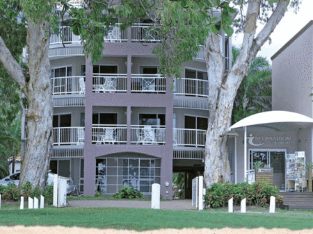 Coral Horizons Beachfront Apartments - Accommodation Directory