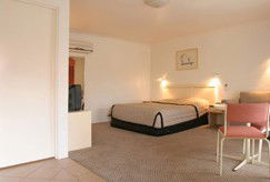 Argyle Terrace Motor Inn - Accommodation Directory 2