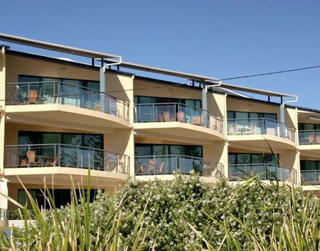 The Cove Yamba - Accommodation Directory 1