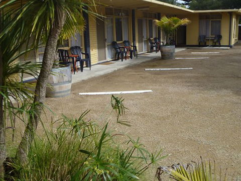 Rye Beach Motel & Apartments - Accommodation Directory 0