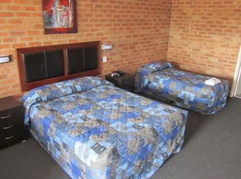 Motto Farm Motel - Accommodation Directory 1