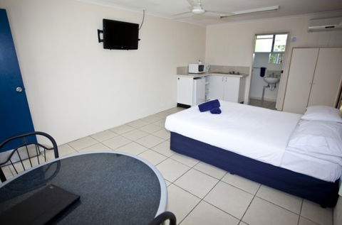 Tin Can Bay Motel - Accommodation Directory 2