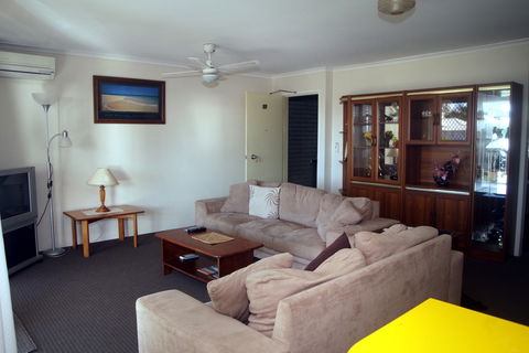 Skyline Holiday Units - Accommodation Directory 7
