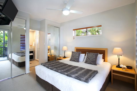 Verano Resort - Accommodation Directory 9