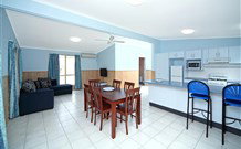 David Jones Cottage - Accommodation Directory 2