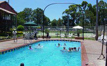 Vineyard Hill Retreat - Accommodation Directory 0
