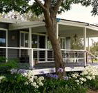 Yarralaw Springs Wines Vine Loft Bed and Breakfast - Accommodation Directory