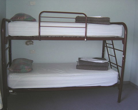 Albury-Wodonga YHA - Accommodation Directory 7
