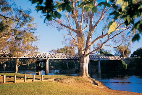 Albury-Wodonga YHA - Accommodation Directory 9