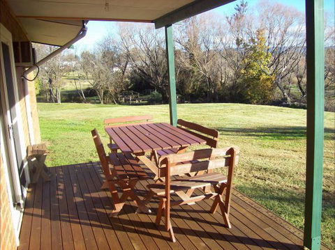 Colonial Inn Guest Rooms - Accommodation Directory 6