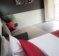 The Rocks Motel - Accommodation Directory