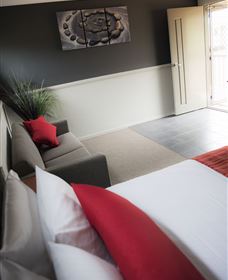 The Rocks Motel - Accommodation Directory 0
