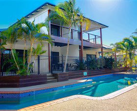 Captain Creek QLD Accommodation Directory