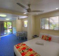 Alex Beach Cabins and Tourist Park - Accommodation Directory