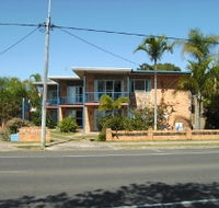 Lisianna Holiday Apartments - Accommodation Directory