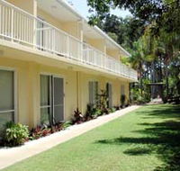 Bayshores Holiday Apartments - Accommodation Directory