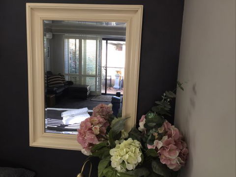 Apartments On-The-Park: The Studio - Accommodation Directory 14