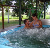 Berry Creek Bush Retreat - Accommodation Directory