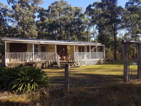 Dandaloo Cottage - Accommodation Directory 0
